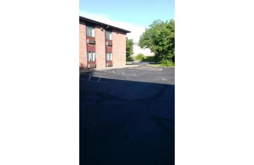 Fulton Hotel | Capital O Amerihost Inn and Suites Fulton Hwy 54 MO