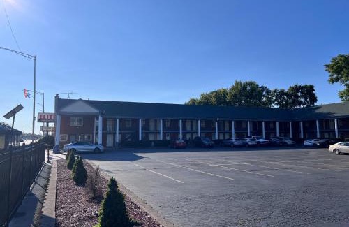 South Holland Hotel | Capital O Elite Inn & Suites South Holland I 94