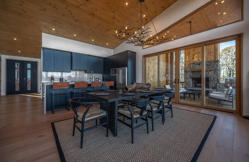 Ridges Over the Lake Cabin | Capstone - Aska Adventure Area