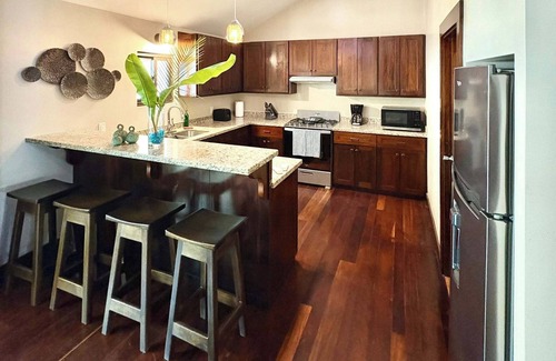 Placencia Apartment | Captain Jaks
