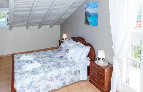 Fiskardo Apartment | Captain's Quarters at Captains Guesthouse