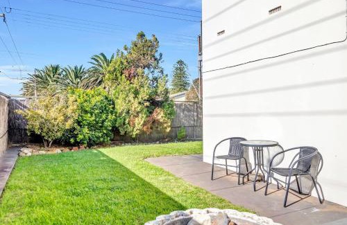 West Beach Apartment | Captain's Rest - Seaside Lifestyle on West Beach