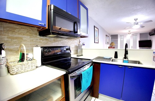 Sardinera Apartment | Captain's Village 2BR-1.5Bath Apt in Fajardo closed to Boat Marinas Tours