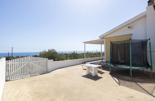 Agios Theodoros House | Captivating 2-bed House