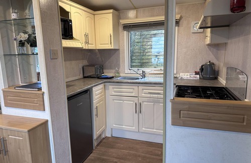 Holyhead House | Captivating 2-Bed static caravan in Holyhead