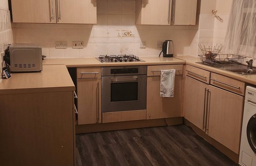 Erith House | Captivating 3-Bed House in Kent