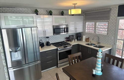 Sabana Abajo Apartment | Caracoles #3 Apartment 7 Min to Airport & FREE WI-FI