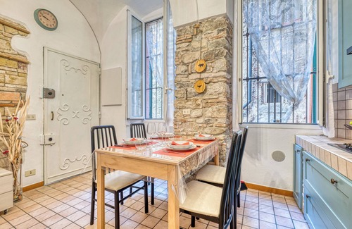 Sanremo Old Town Apartment | Caratteristico Appartamento In Centro, Sanremo, Italy