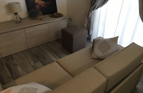 Montignoso Apartment | "Caravaggio" Tuscany House of Artists Apartment