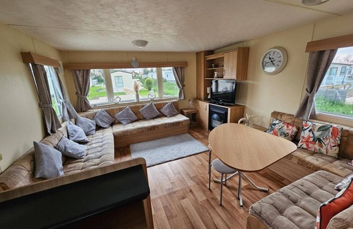 Rhyl Cabin | Caravan Declan 3 bed