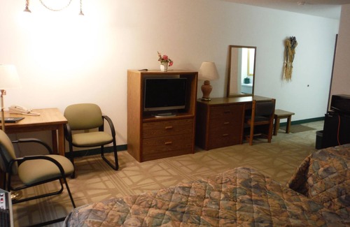 Cannon Falls Hotel | Caravan Motel