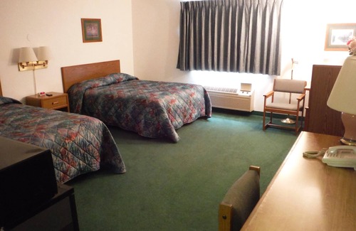 Cannon Falls Hotel | Caravan Motel
