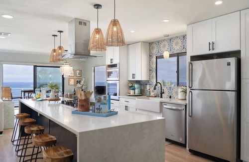 Cardiff-by-the-Sea House | Cardiff View Bungalows great for large group