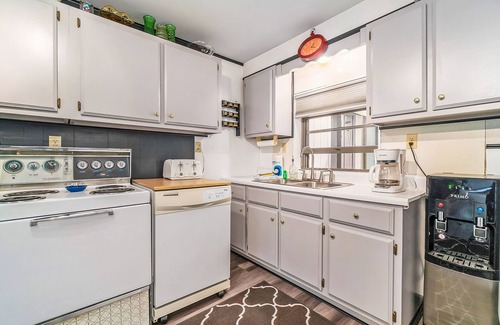 Lake Township House | Cardinal Cabin | House in Honor