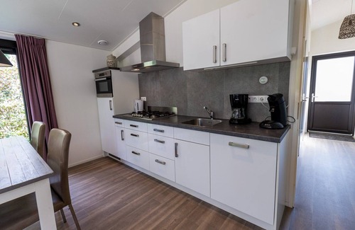 Wekerom House | Carefree enjoyment in a luxury lodge with hottub!