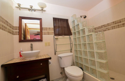 Sittee River Village Bed & Breakfast | Caribbean Shores b&b cozy and affordable!