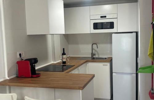 Carihuela Apartment | Carihuela Beachfront Retreat