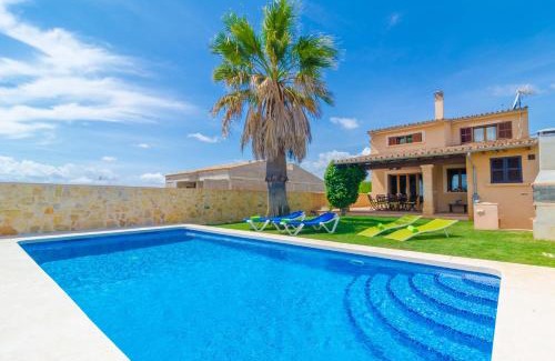 Vilafranca de Bonany Villa | Carles