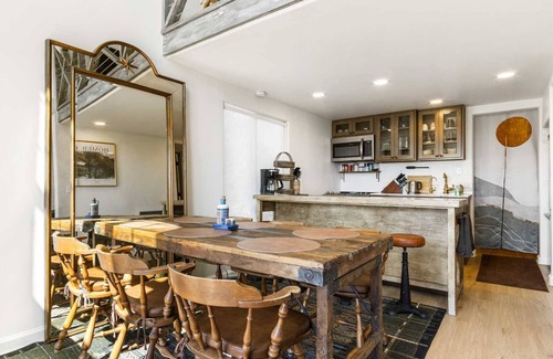 Leakey House | Carmel in the Sky in Leakey