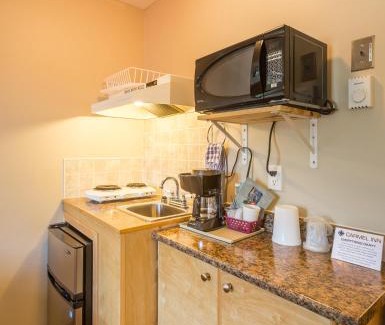 Prince George Hotel | Carmel Inn