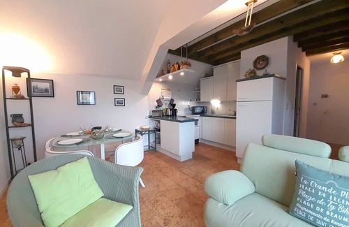Carnac Apartment | Carnac: Duplex 3 Pièces 33m², Proche Plages, Balcon, Parking Privé, Accepte Animaux