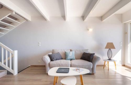 Carnac Apartment | Carnac - Triplex 2 pièces + mezzanine, 85m², 1 chambre, Parking, Proche plage - FR-1-477-84