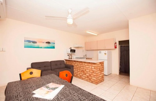 Carnarvon Resort | Carnarvon Central Apartments