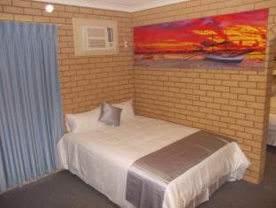 Brockman Hotel | Carnarvon Motel
