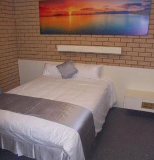 Brockman Hotel | Carnarvon Motel