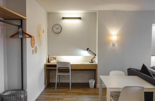 Bang Na Hotel | Carnation Residence