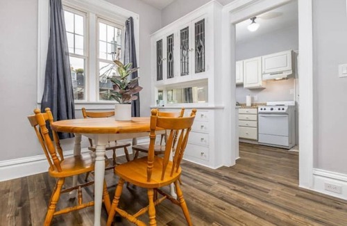 Dubuque Apartment | Carnegie Corner-1 BR/1BA apt on Main St