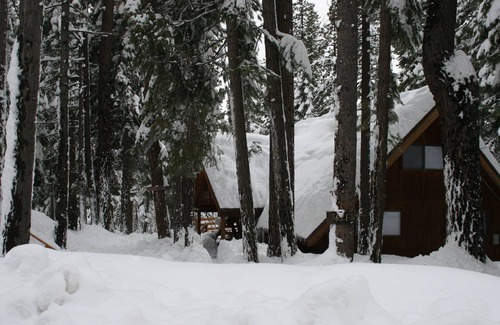 Carnelian Bay House | Carnelian Bay cabin - block away from Lake Tahoe, 15 minutes from ski areas