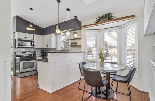 Carol Stream House | Carol Stream Rental