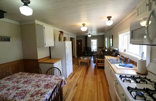 Clark Cabin | Caron House - A Well-Equipped Square Log Cabin!