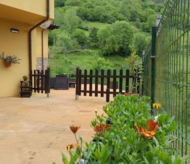 Santianes de Ola Apartment | Carroceu Rural