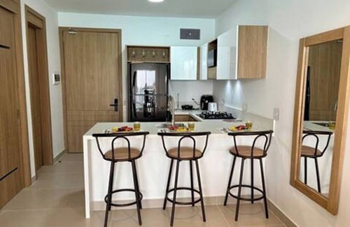 Zona Norte Apartment | Cartagena Baia Kristal | Perfect Escape Kabo 1-Apt 2 F