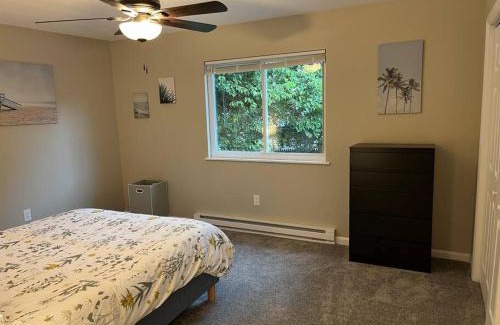 Norwood Apartment | Carter #1 Two bedroom unit near Xavier Downtown