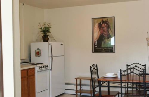 Cody Hotel | Carter Mountain Motel