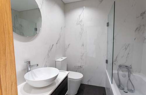 Medelo House | Carvalho Village