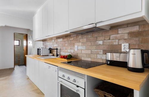 Mafra Apartment | Carvoeira Surf & Family Villa