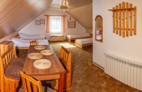 Ustrzyki Gorne House | Carynka