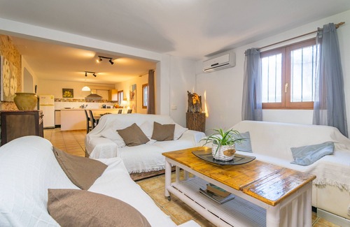 Inca House | CAS CIUTADA - Country house with above ground pool in a quiet location. Free WiFi