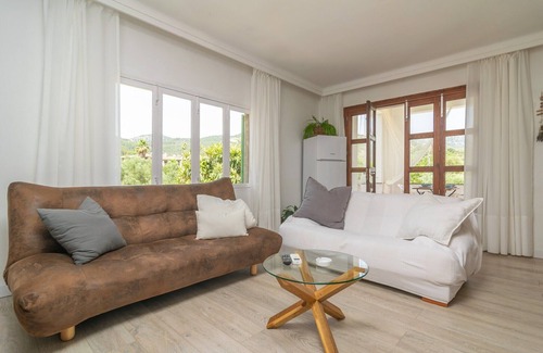 Mancor de la Vall Ski Chalet | Cas Roig - Country House With Private Pool