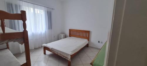 Florida House | Casa 30 metros da praia com wifi e garagem 6 carros