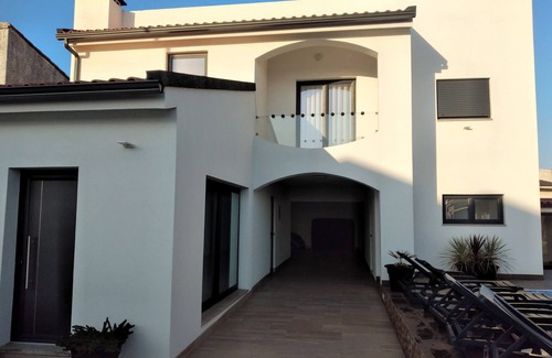Esposende House | Casa a 5 min da Praia com Piscina Coberta e Jacuzzi