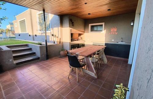 Villa San Nicolas House | Casa a 5 minutos de Villa Carlos Paz