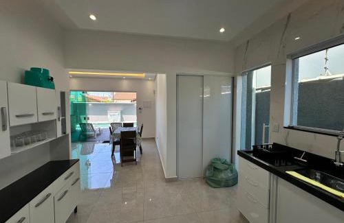 Jardim Imperador House | casa a 600 metros da praia