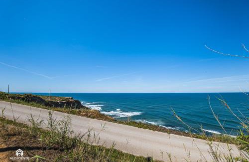 Sao Pedro da Cadeira House | Casa à Beira Mar - Countryhouse with Ocean view