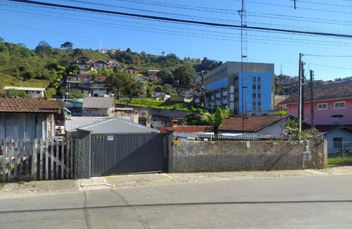 V Cristina House | Casa aconchegante com lareira