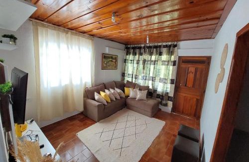 Goncalves House | Casa aconchegante na roça c/piscina/churrasqueira